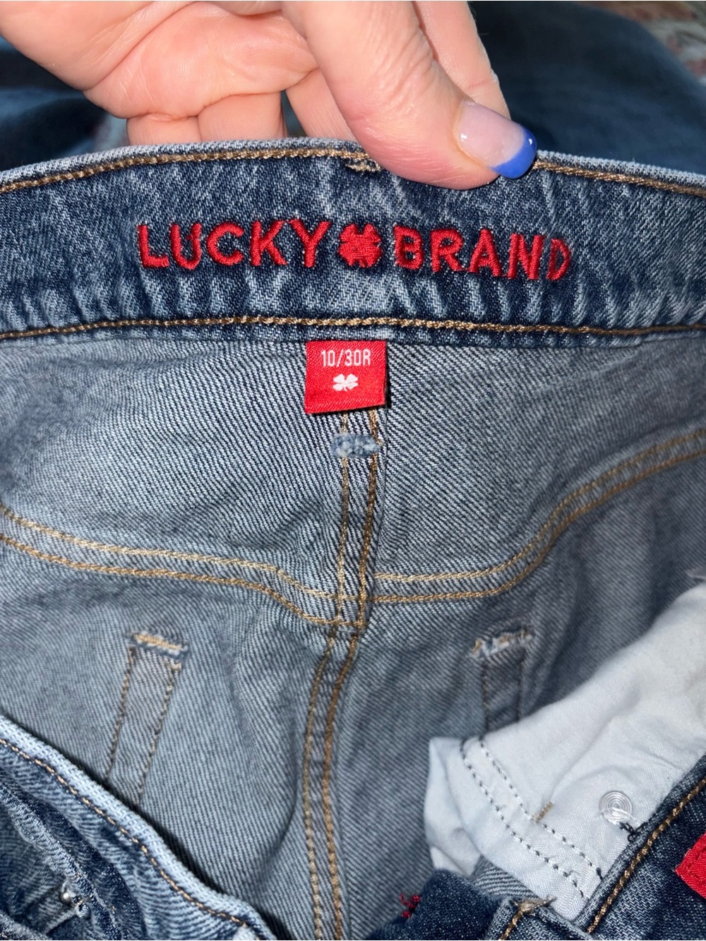 Lucky Brand Boy Mid Rise Relaxed Straight Floral Embroidered Jeans 10/30R - Picture 6 of 8